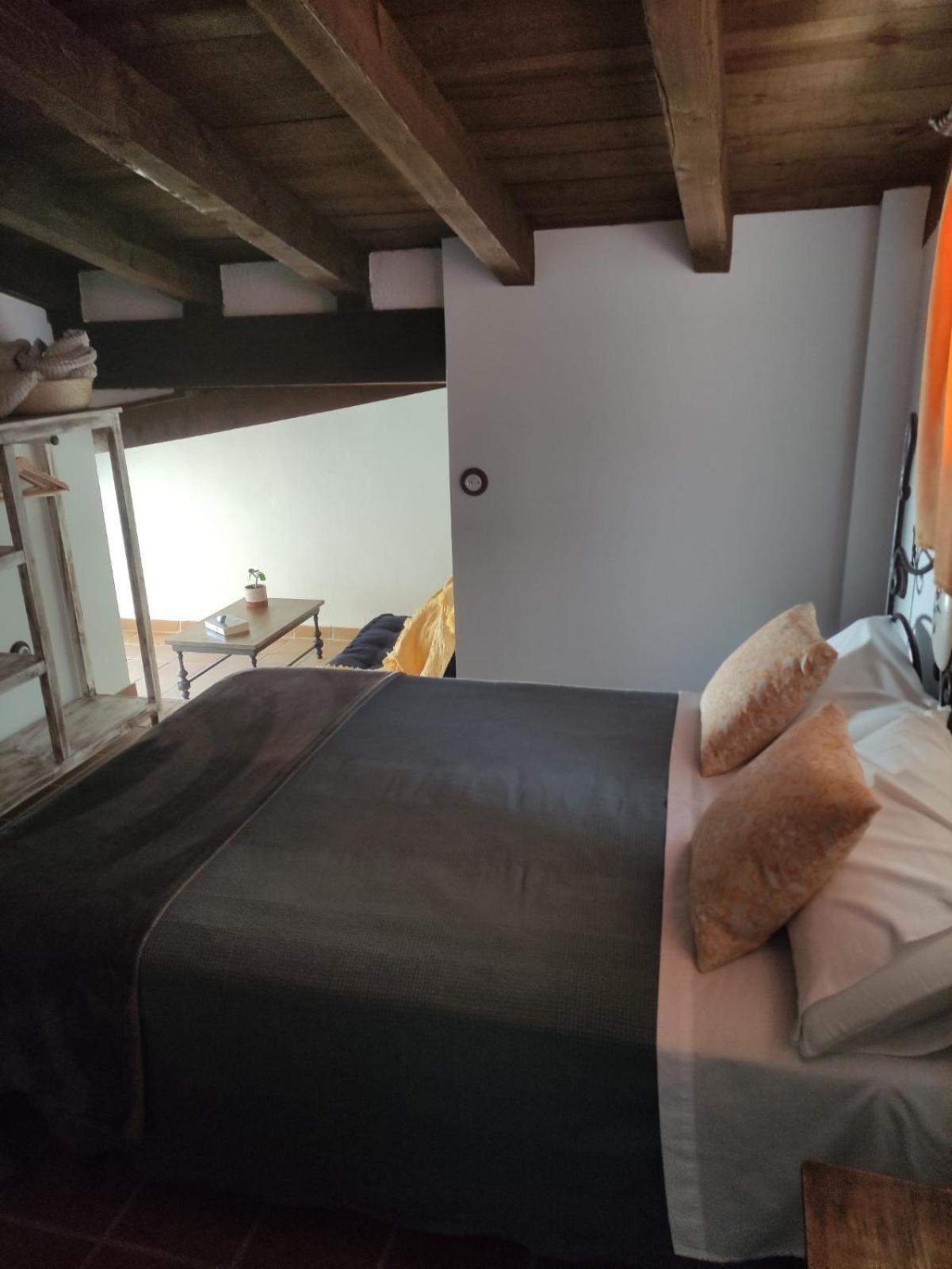 La Casa De La Abuela Amalia Appartement Arenas de San Pedro Buitenkant foto